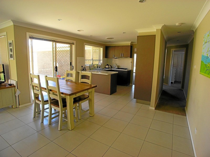 43 Jonathon Road, Orange NSW 2800