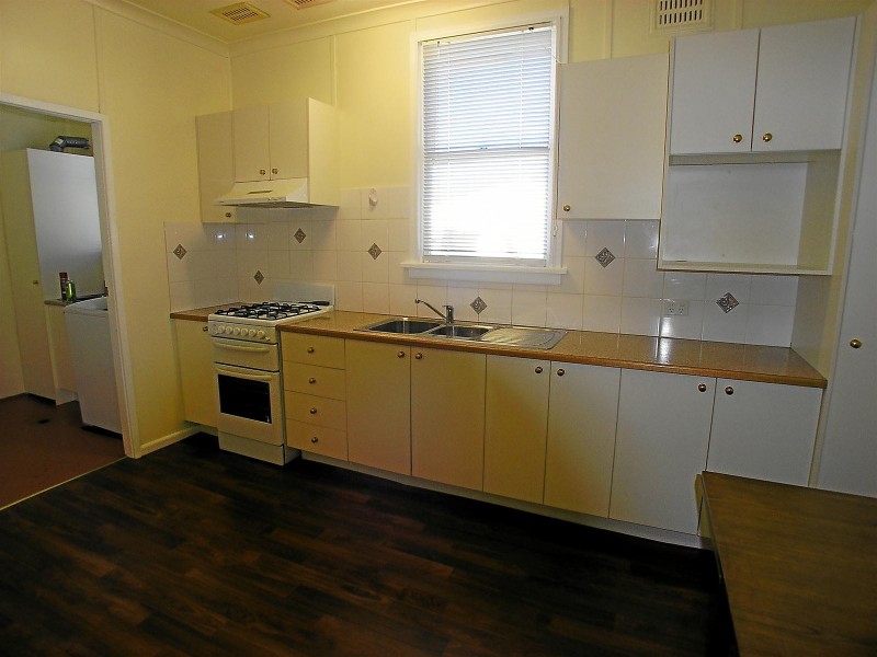 136 Phillip Street, Orange NSW 2800