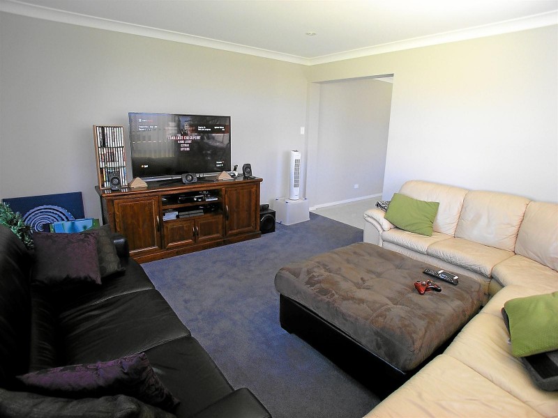 12 Agate Street, Orange NSW 2800