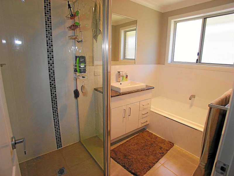 12 Agate Street, Orange NSW 2800