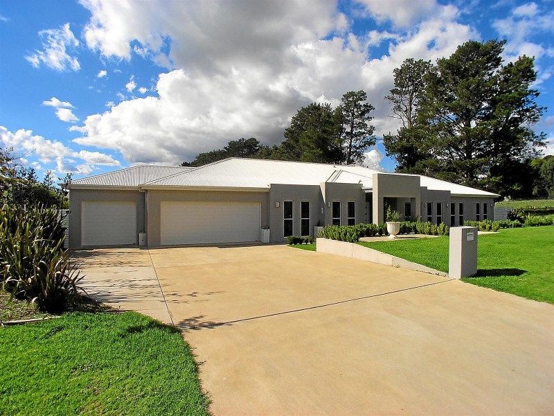 36 Farrell Road, Orange NSW 2800