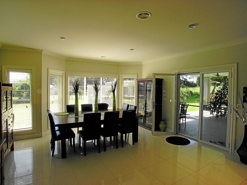 36 Farrell Road, Orange NSW 2800