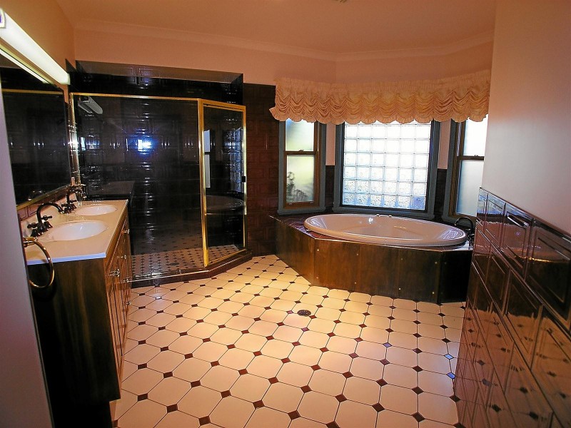 10 Illamatta Way, Orange NSW 2800