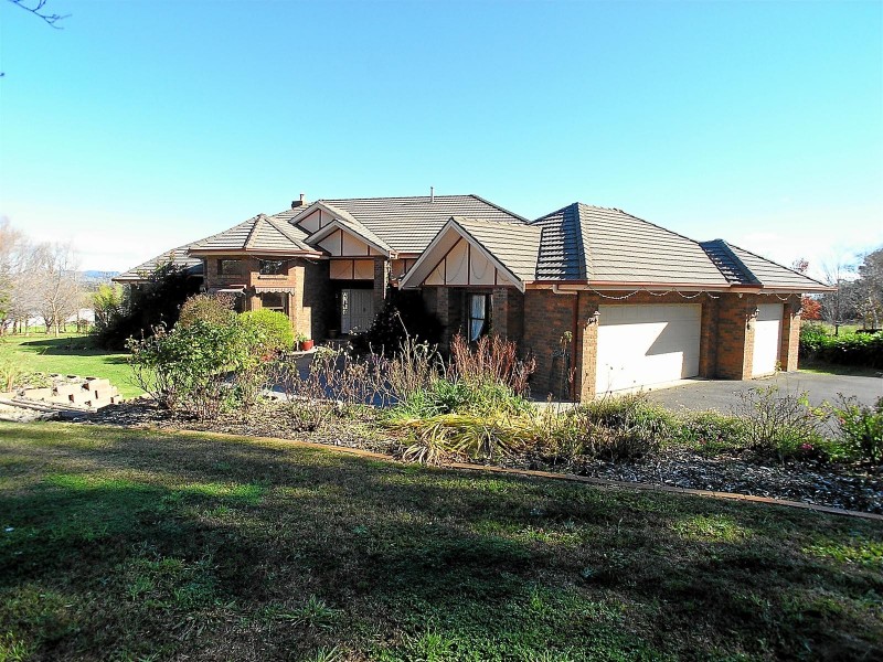 10 Illamatta Way, Orange NSW 2800