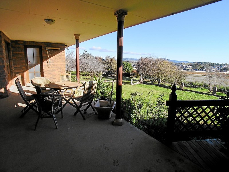 10 Illamatta Way, Orange NSW 2800