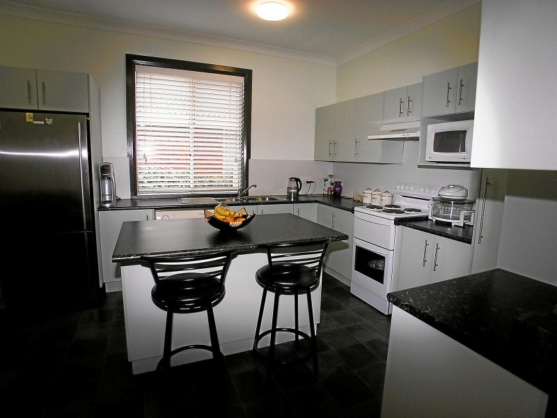 212 Margaret Street, Orange NSW 2800