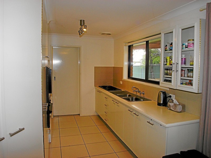 17 Matthews Avenue, Orange NSW 2800
