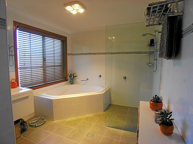 37 Braemar Circuit, Orange NSW 2800