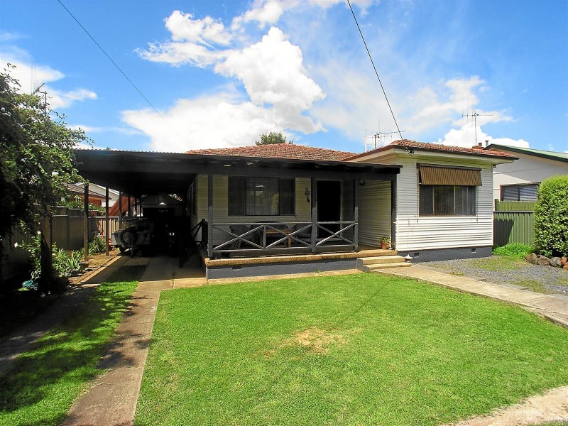 22 Breen Street, Orange NSW 2800
