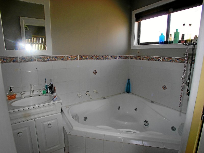 22 Breen Street, Orange NSW 2800