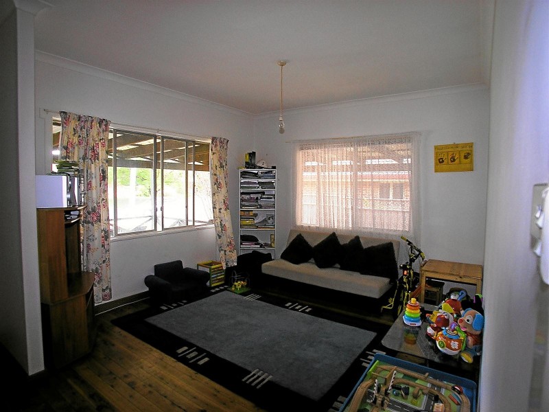 22 Breen Street, Orange NSW 2800