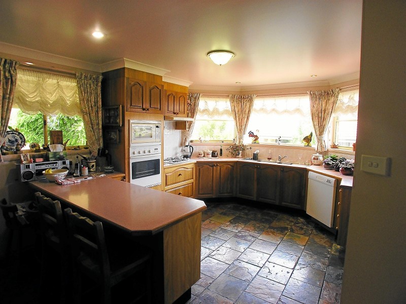 17 Redgum Avenue, Orange NSW 2800