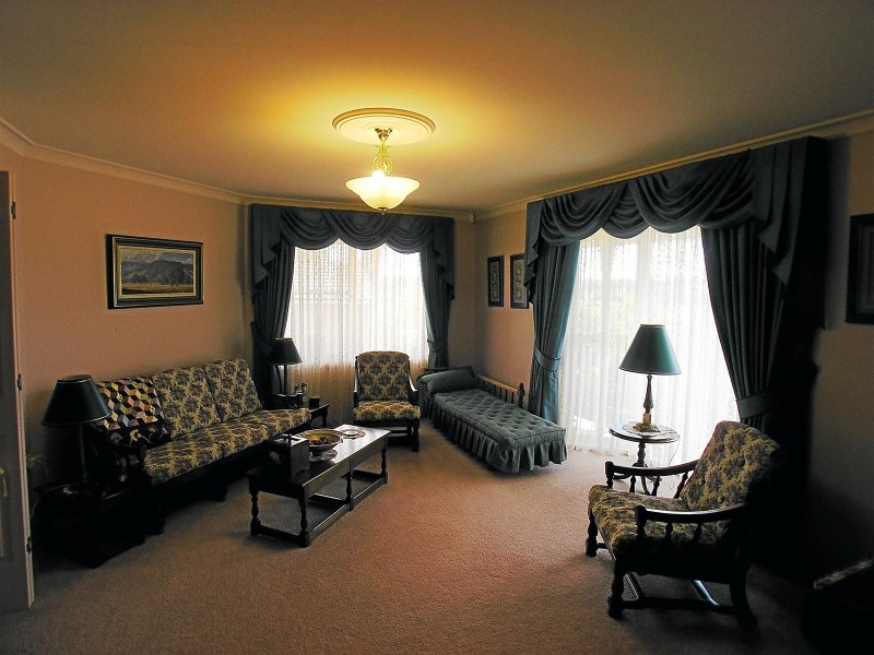 17 Redgum Avenue, Orange NSW 2800