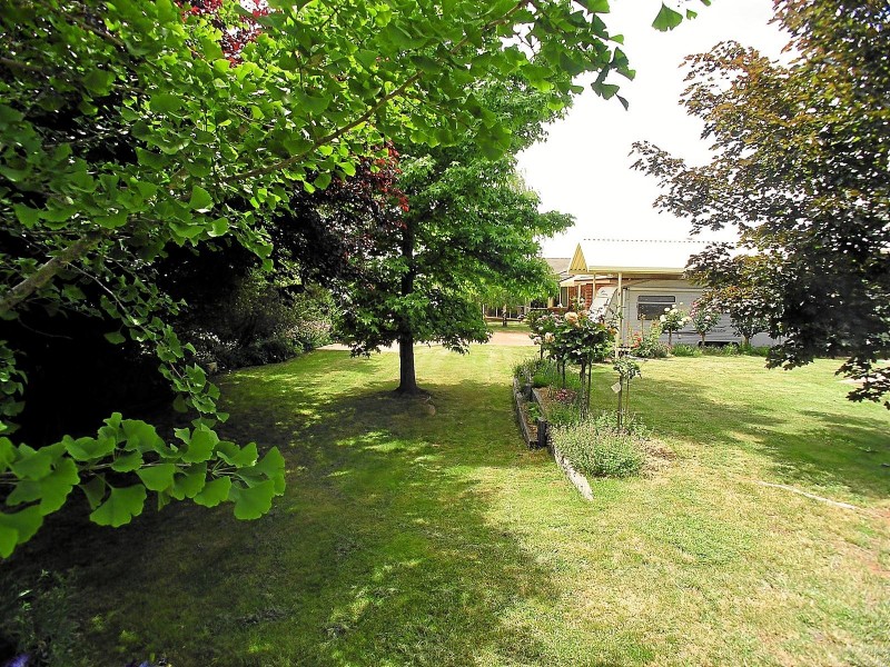 17 Redgum Avenue, Orange NSW 2800