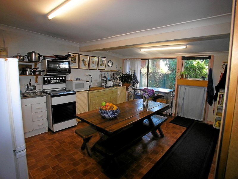 302 Peisley Street, Orange NSW 2800