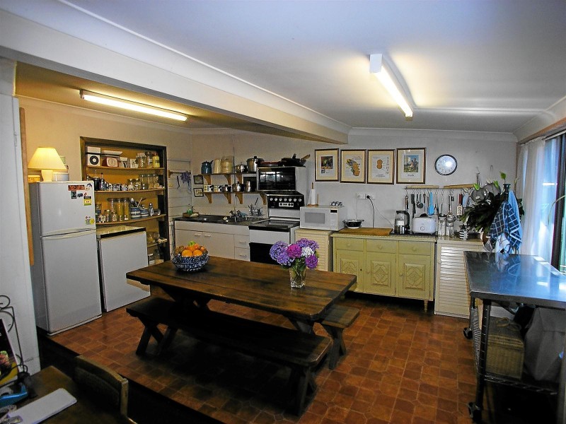 302 Peisley Street, Orange NSW 2800