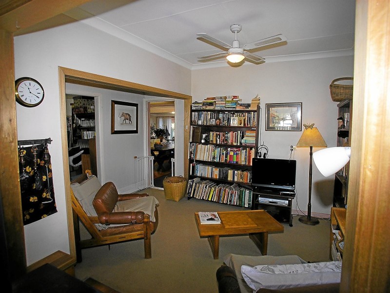 302 Peisley Street, Orange NSW 2800