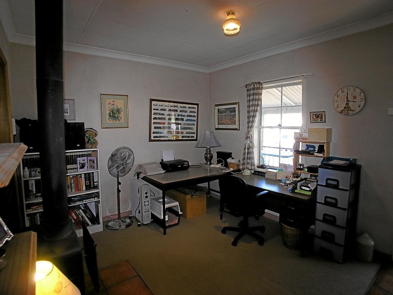 302 Peisley Street, Orange NSW 2800