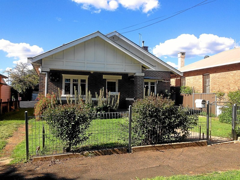 5 March Street, Orange NSW 2800