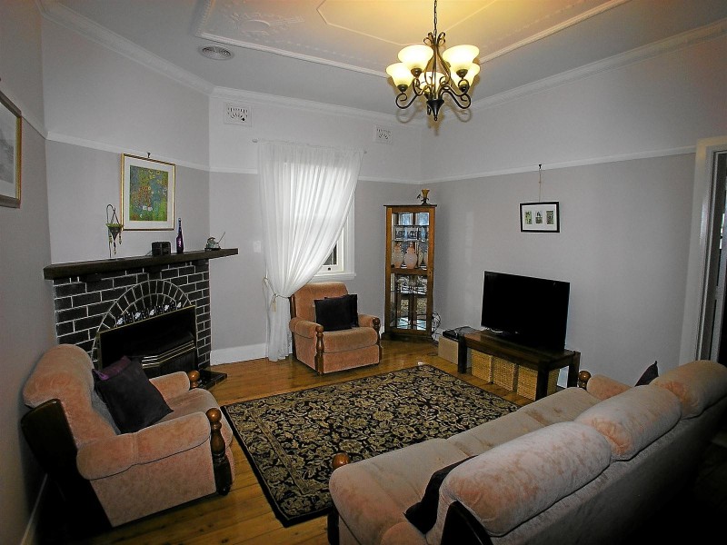 120 Edward Street, Orange NSW 2800