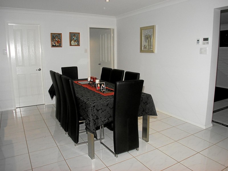 34 Robinson Court, Orange NSW 2800