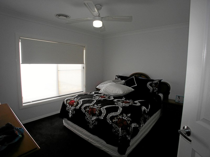 34 Robinson Court, Orange NSW 2800