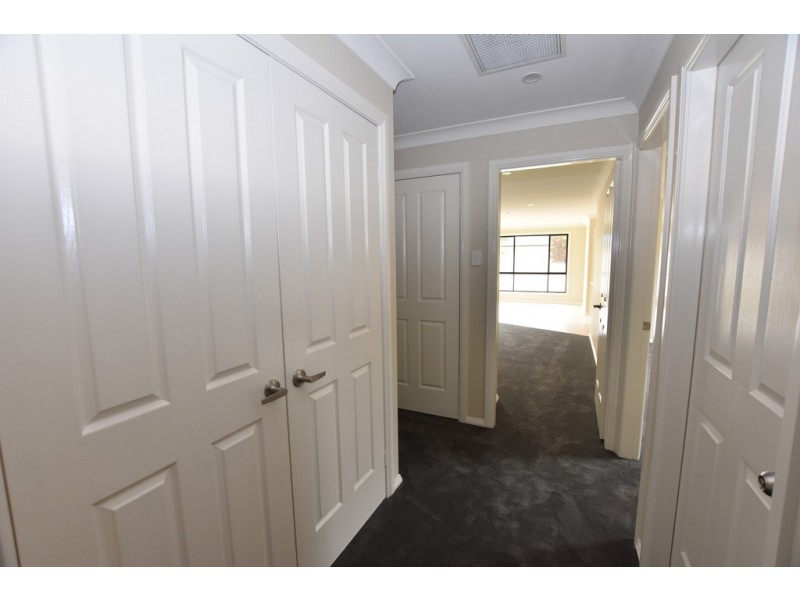 1 / 93 Margaret Street, Orange NSW 2800