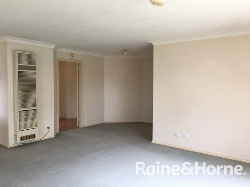 58 Lawson Crescent, Orange NSW 2800