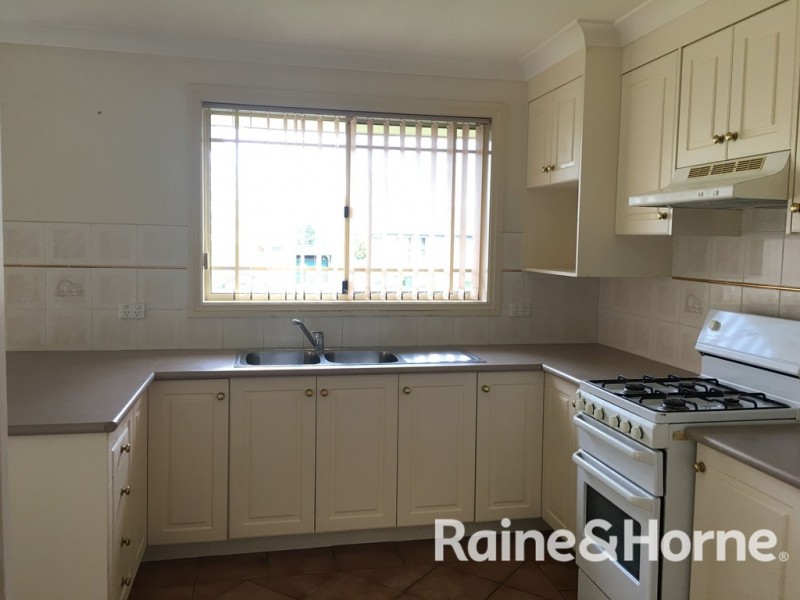 58 Lawson Crescent, Orange NSW 2800