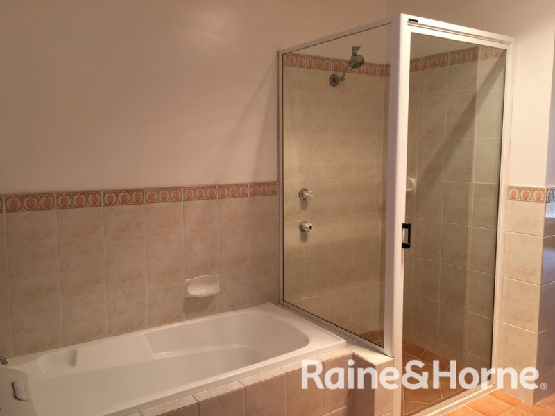 58 Lawson Crescent, Orange NSW 2800
