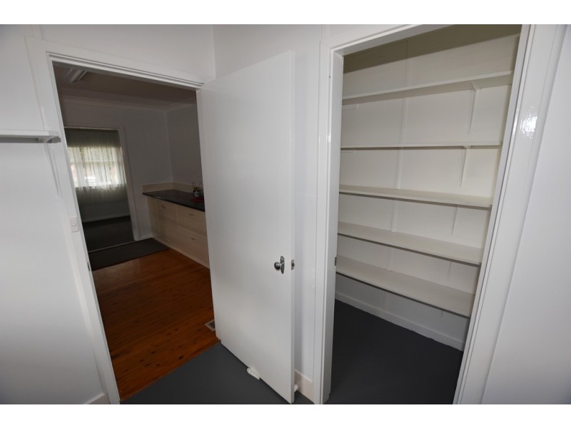 39 Lawson Crescent, Orange NSW 2800