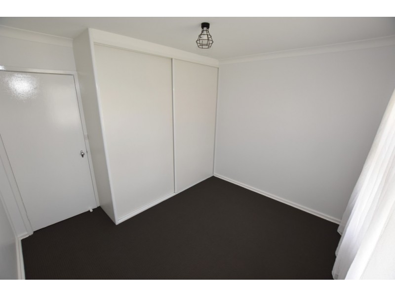 39 Lawson Crescent, Orange NSW 2800