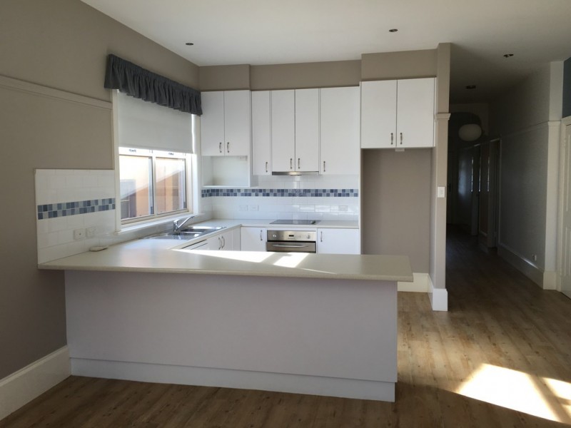 408 Summer Street East, Orange NSW 2800