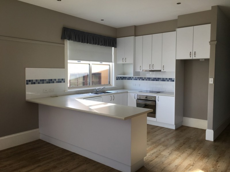 408 Summer Street East, Orange NSW 2800