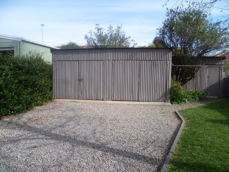 408 Summer Street East, Orange NSW 2800