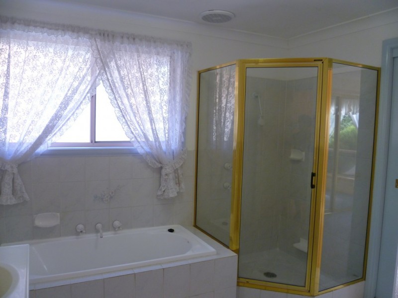 43 Avondale Drive, Orange NSW 2800