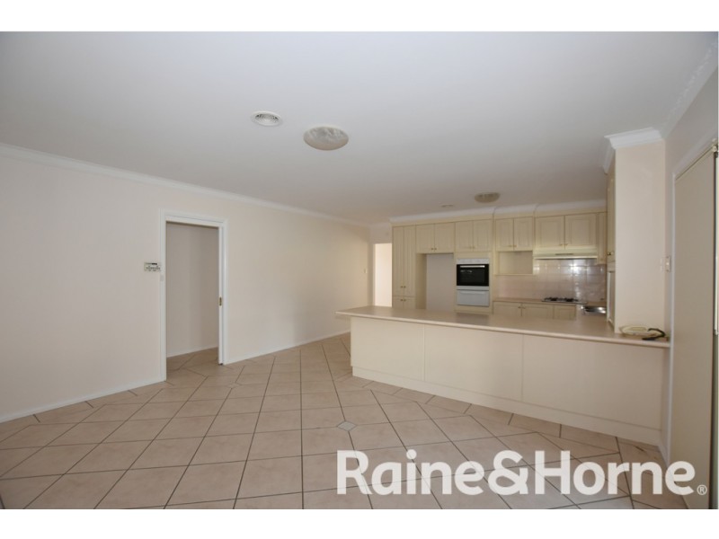 160 Sieben Drive, Orange NSW 2800