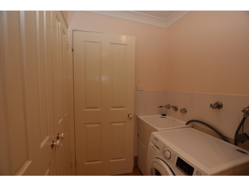 18/115 Matthews Avenue, Orange NSW 2800