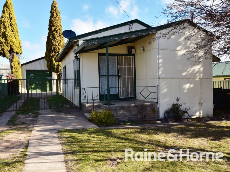 22 Moresby Street, Orange NSW 2800