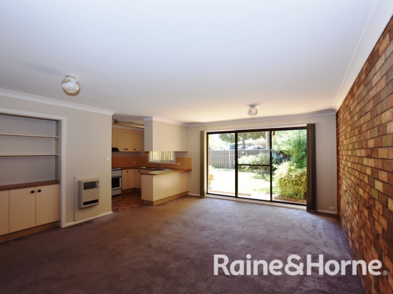 1 / 13 Coronation Drive, Orange NSW 2800
