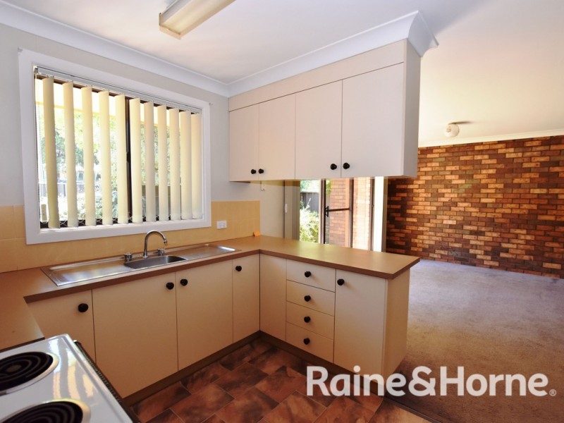 1 / 13 Coronation Drive, Orange NSW 2800