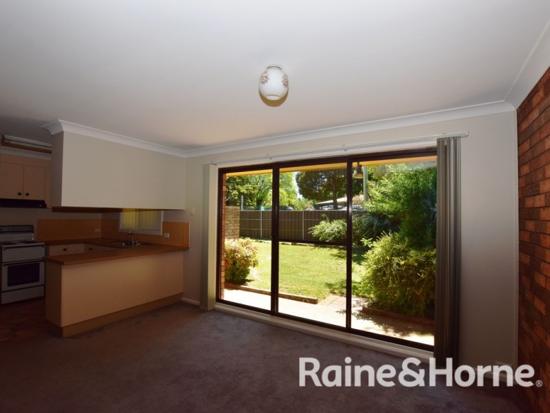 1 / 13 Coronation Drive, Orange NSW 2800