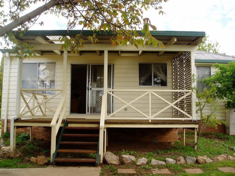 63 Matthews Avenue, Orange NSW 2800