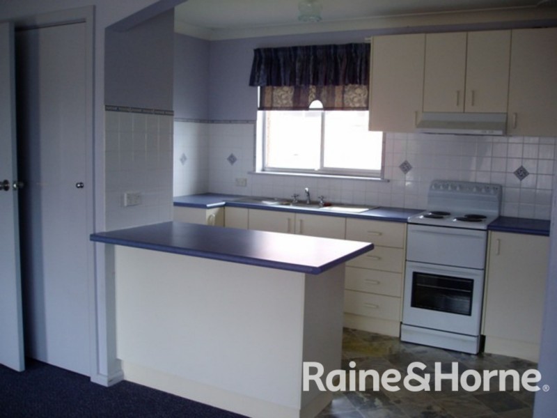 2/190 McLachlan Street, Orange NSW 2800