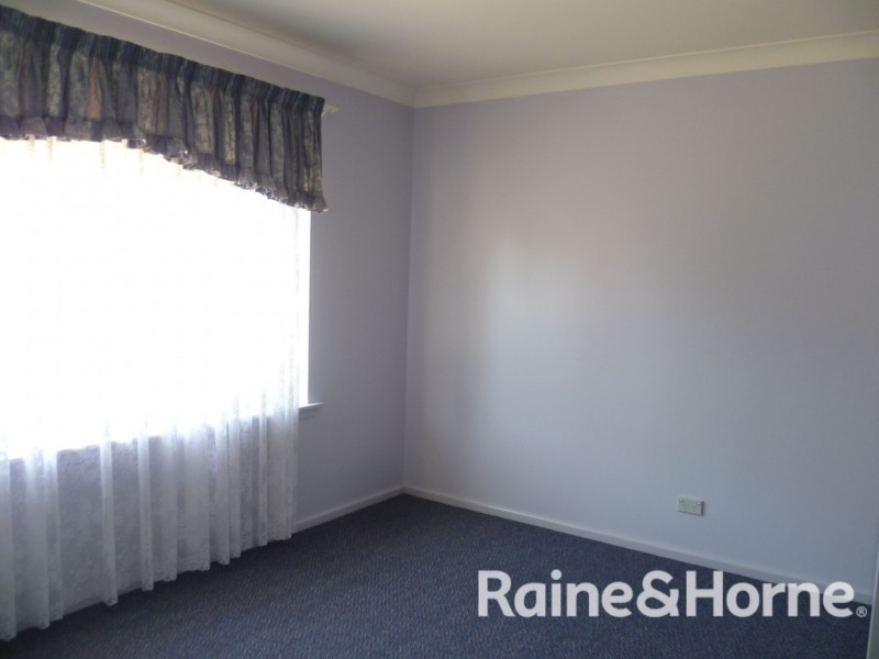 2/190 McLachlan Street, Orange NSW 2800