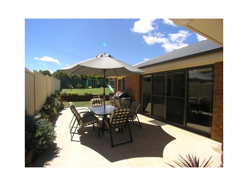 5A Wickham Close, Orange NSW 2800