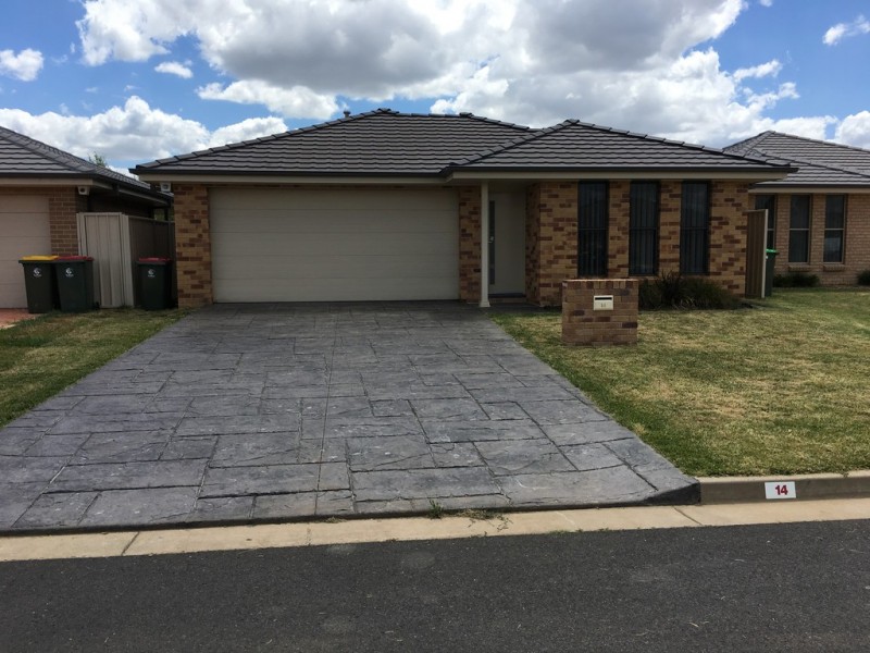 14 Onyx Place, Orange NSW 2800