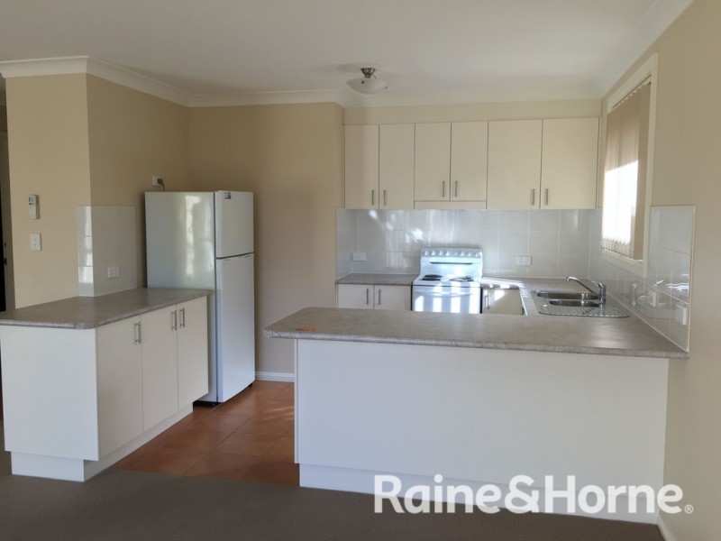 4 / 183A Dalton Street, Orange NSW 2800