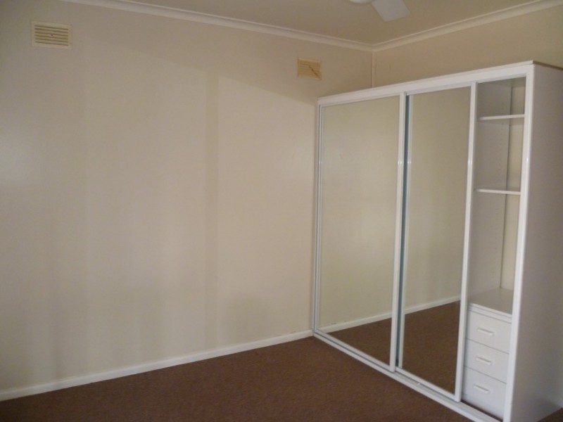 23 Bundarra Crescent, Orange NSW 2800