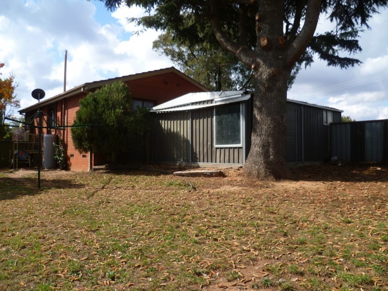 23 Bundarra Crescent, Orange NSW 2800